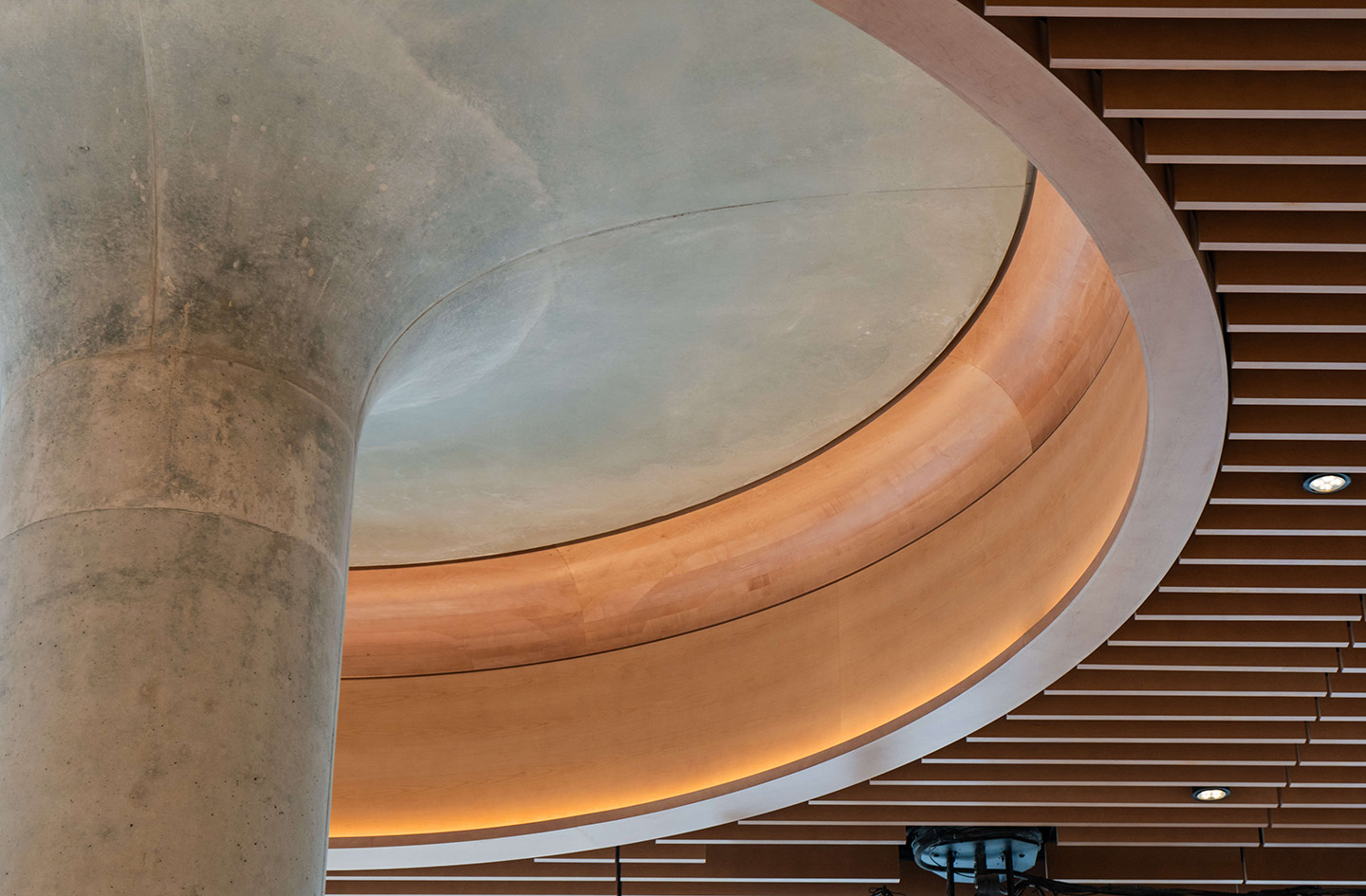 Tilo Custom Radius Components