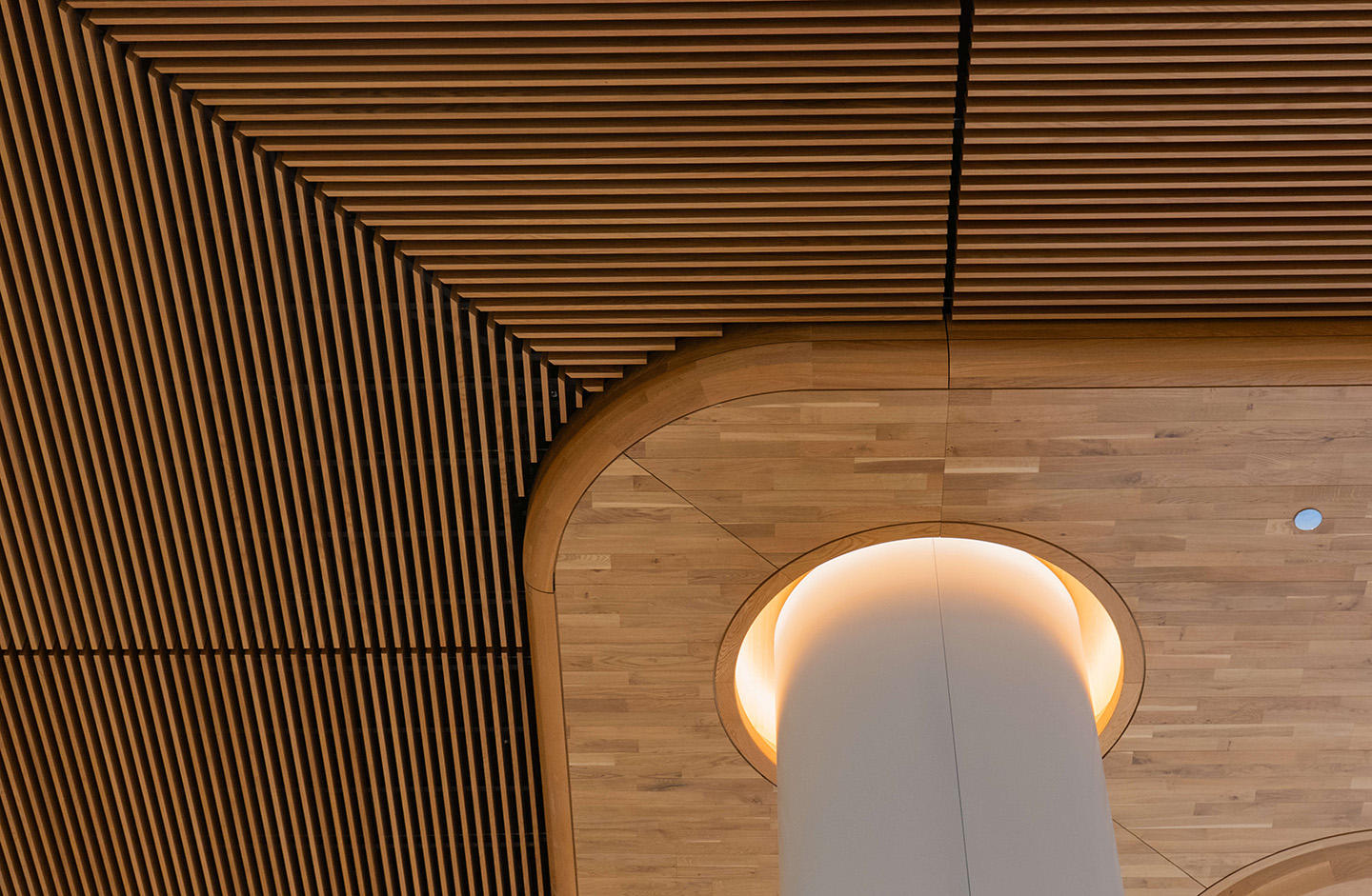 Tilo Custom Radius Components